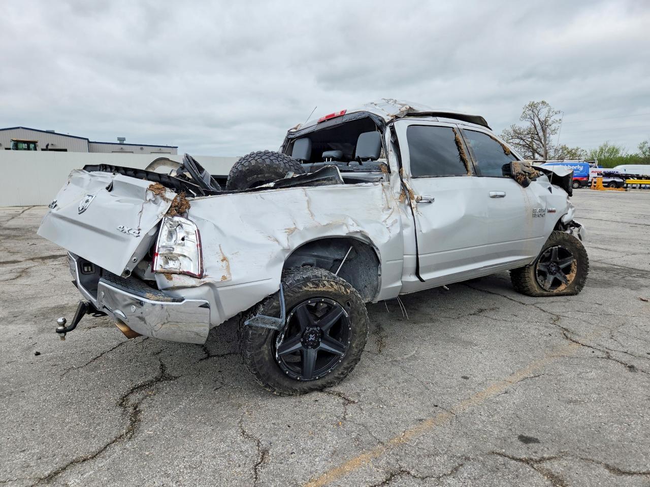 2015 Ram 1500 Slt - Image 3