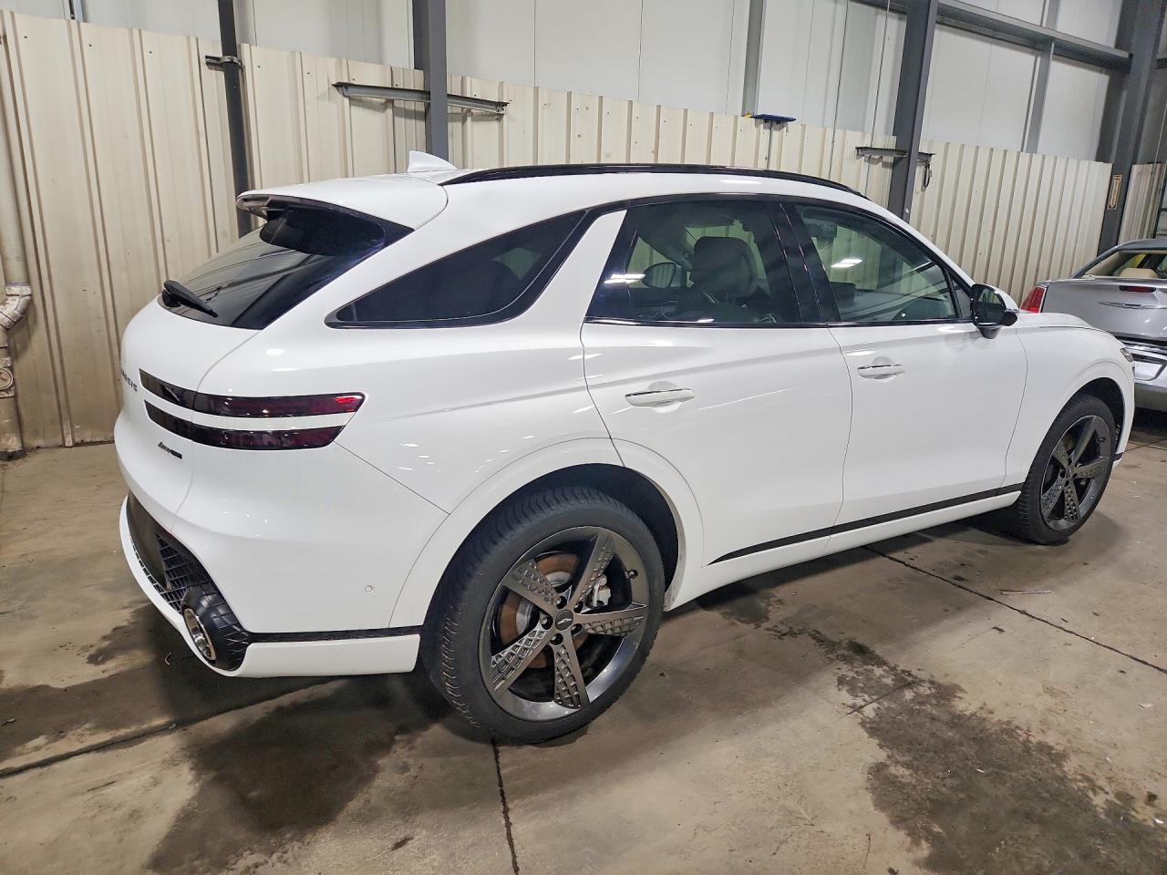 2022 Genesis Gv70 3.5T Sport - Image 3