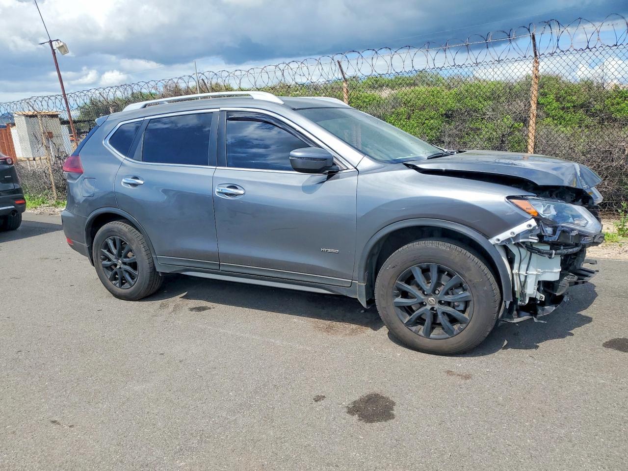 2019 Nissan Rogue Hybrid Sv - Image 4