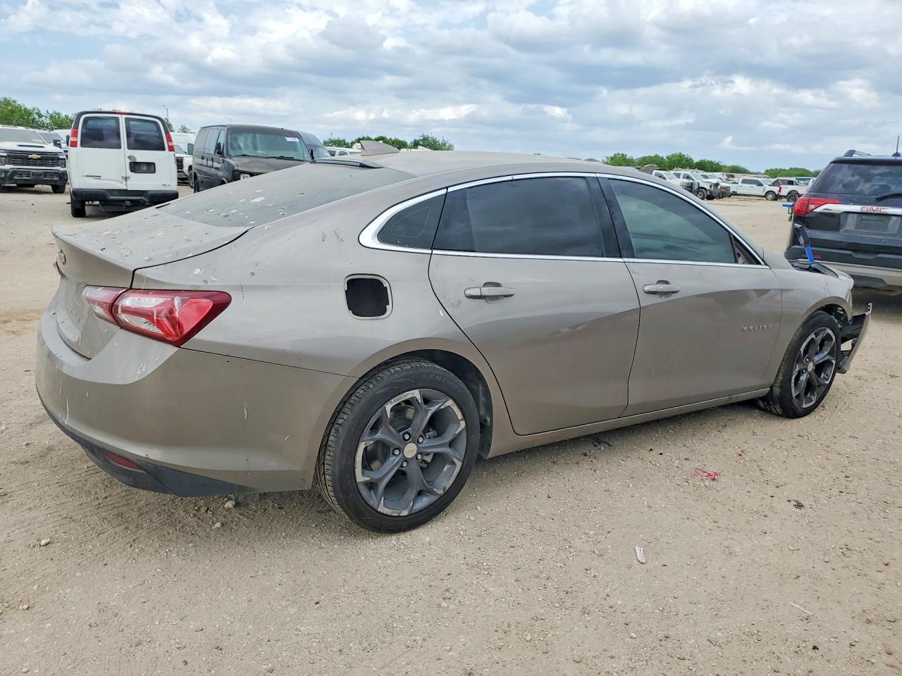 2022 Chevrolet Malibu - Фото 3