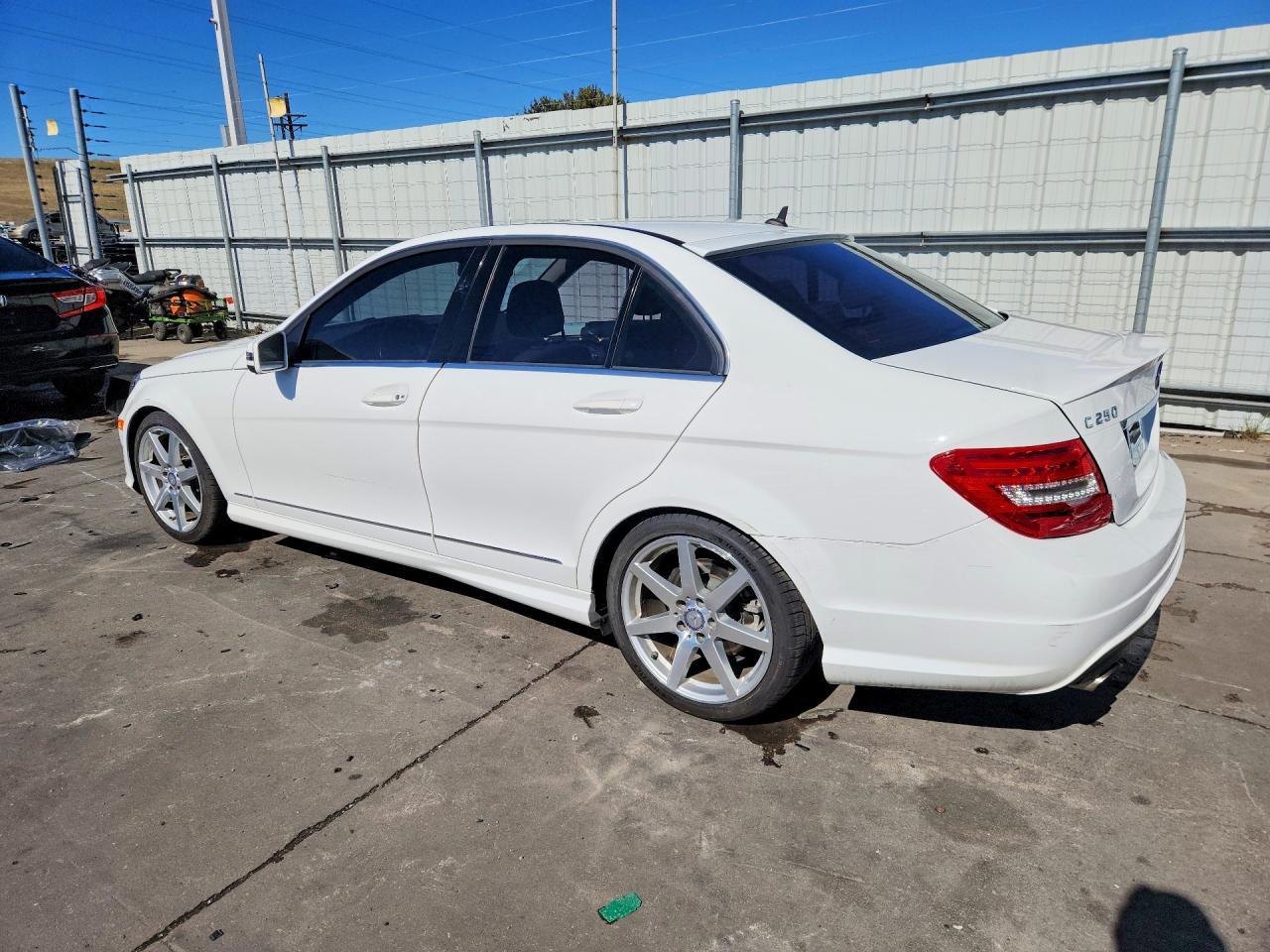 2014 Mercedes-Benz C 250 - Image 2