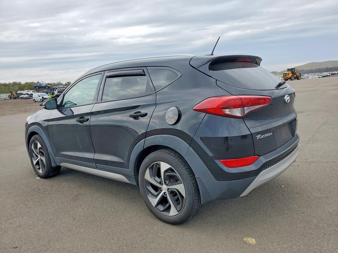 2017 Hyundai Tucson Sport - Фото 2