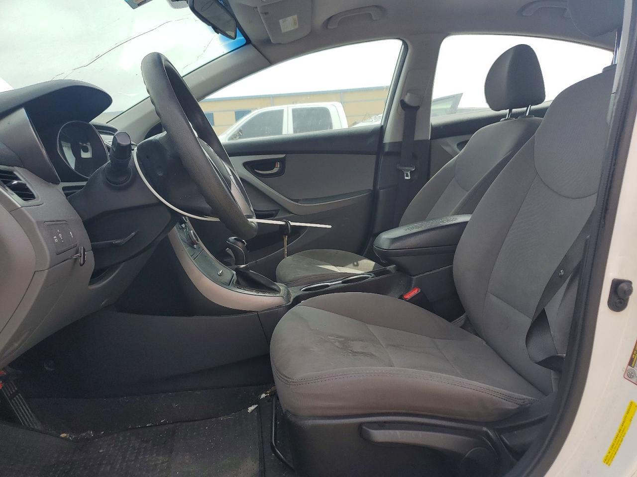 2014 Hyundai Elantra Se - Фото 7