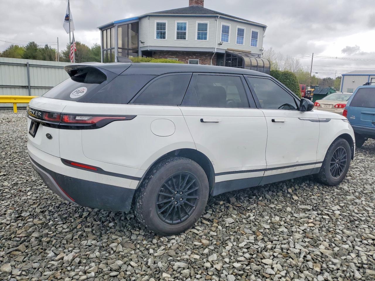 2019 Land Rover Range Rover Velar - Image 3