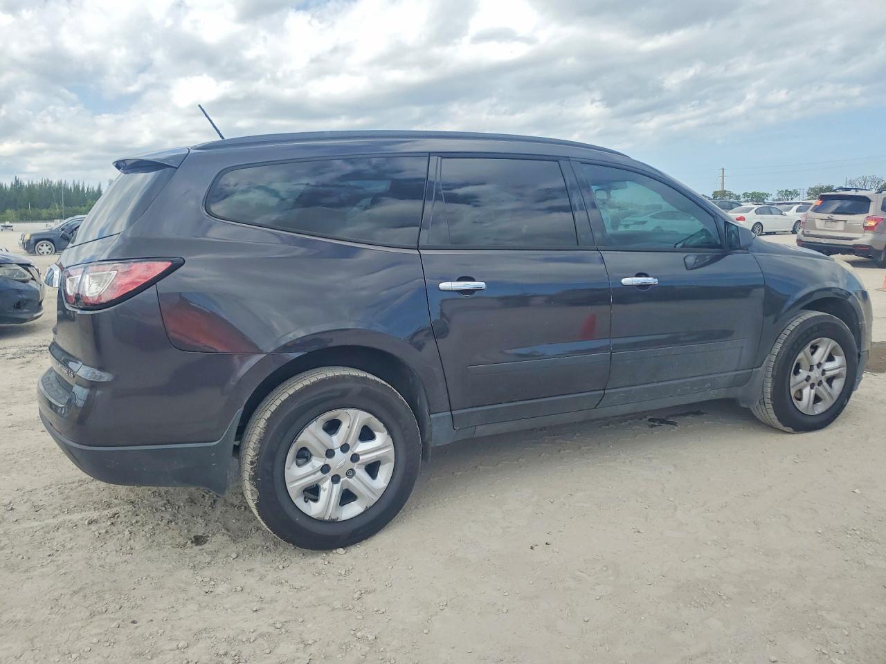 2015 Chevrolet Traverse Ls - Image 3