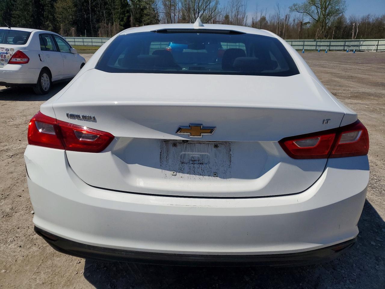 2017 Chevrolet Malibu Lt - Image 6