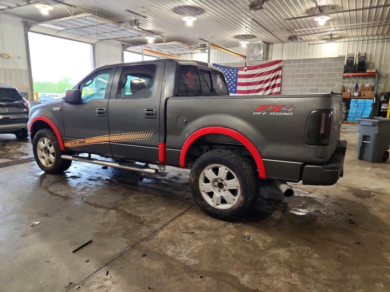 2005 Ford F150 Supercrew - Фото 2