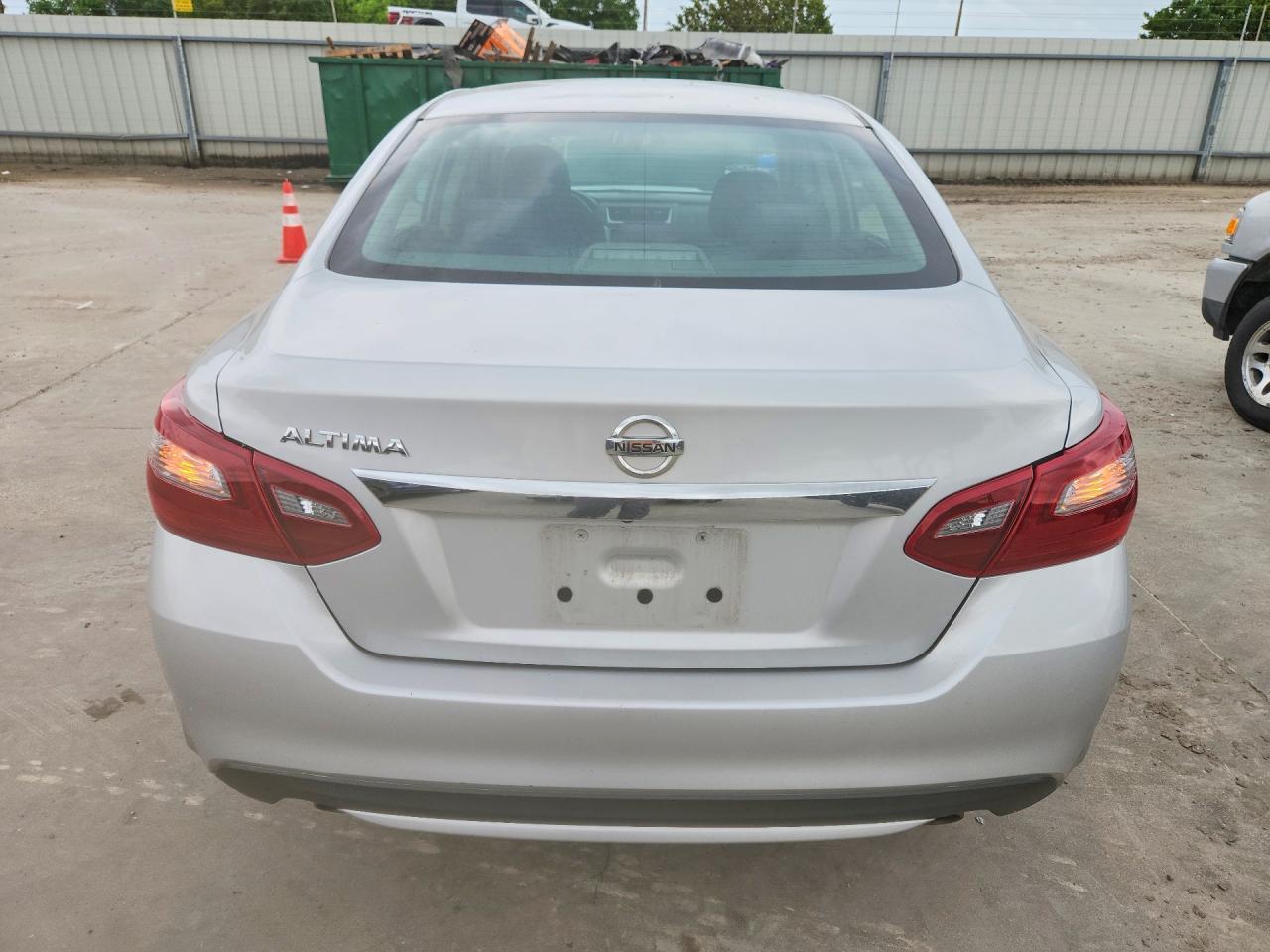 2018 Nissan Altima 2.5 S - Фото 6