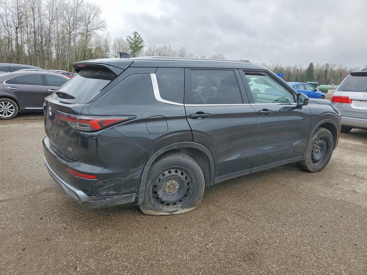 2025 Mitsubishi Outlander Se - Фото 3