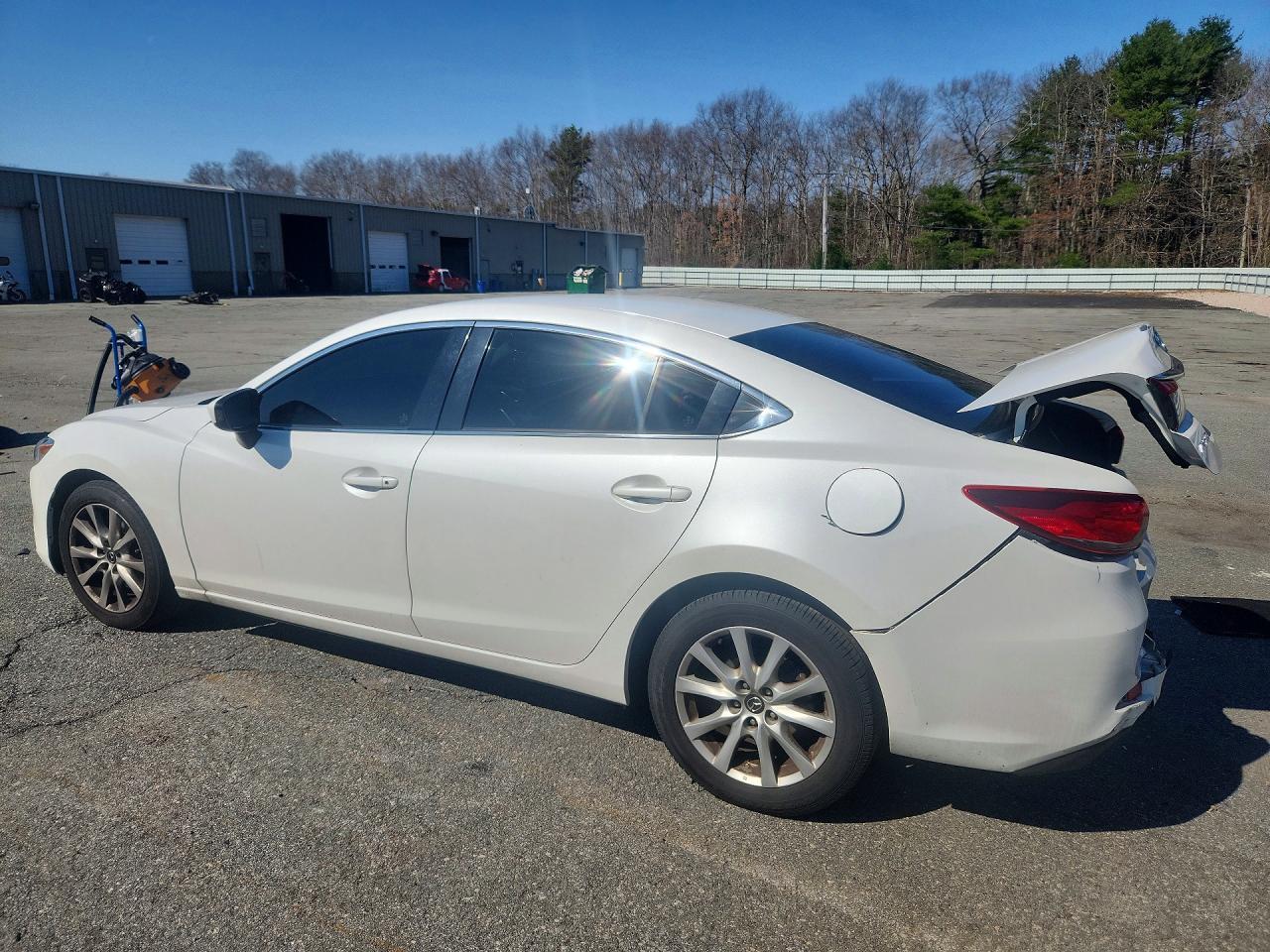 2014 Mazda 6 Sport - Image 2