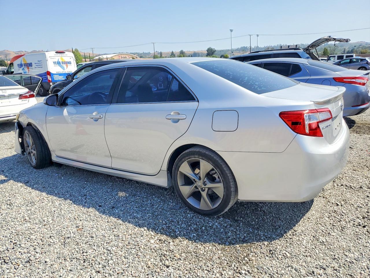 2014 Toyota Camry Se Sport - Фото 2