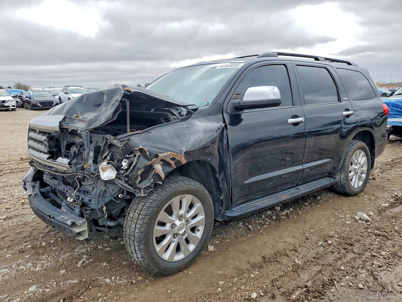 2016 Toyota Sequoia Platinum - Фото 2