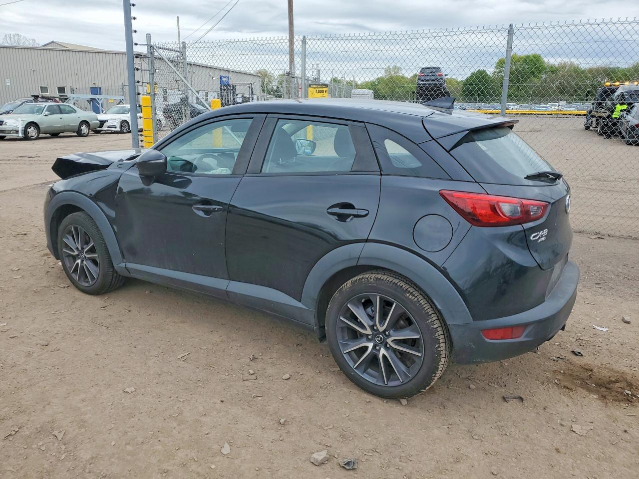 2018 Mazda Cx-3 Touring - Image 2