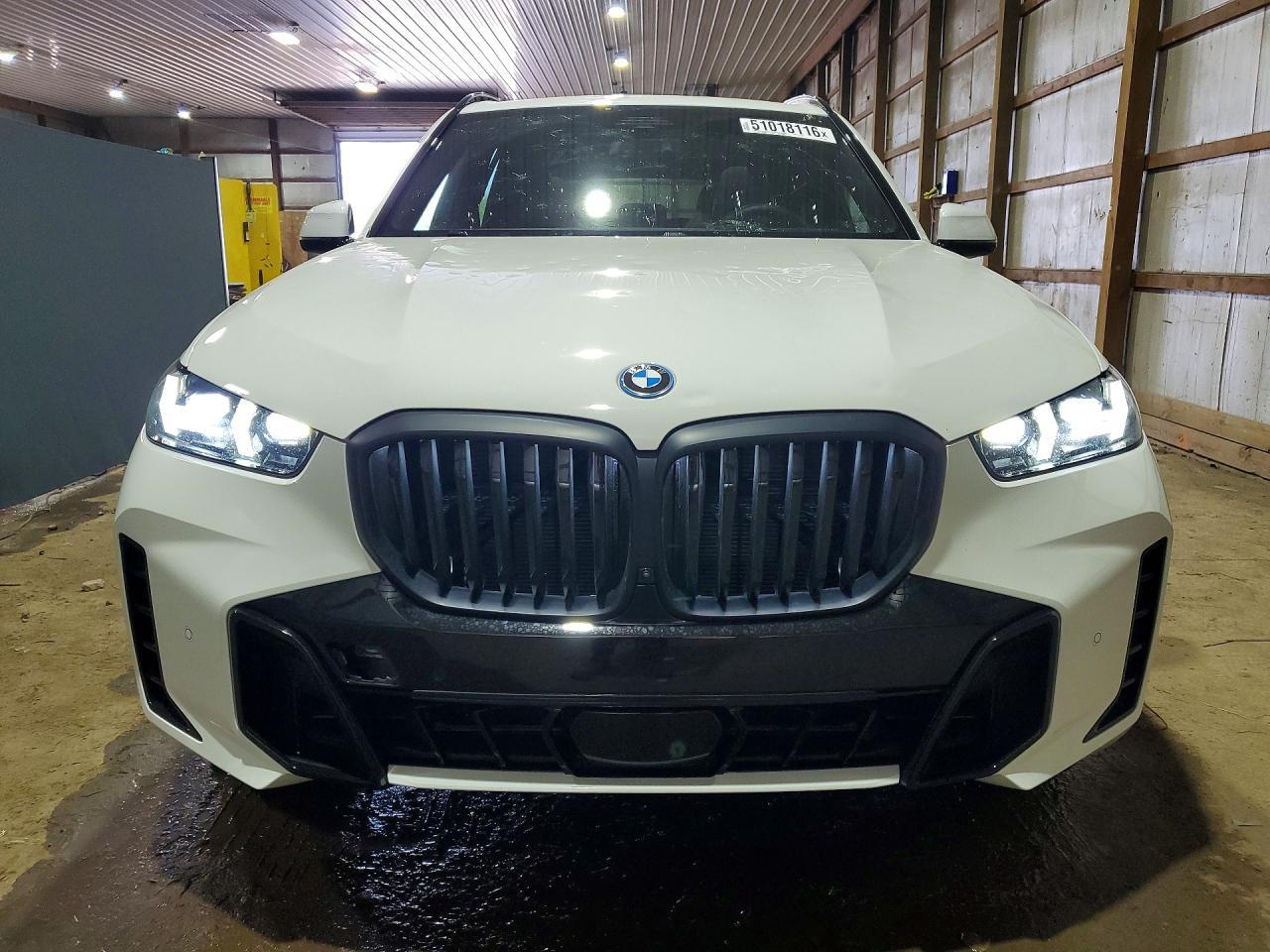 2025 BMW X5 xDrive50E - Image 5