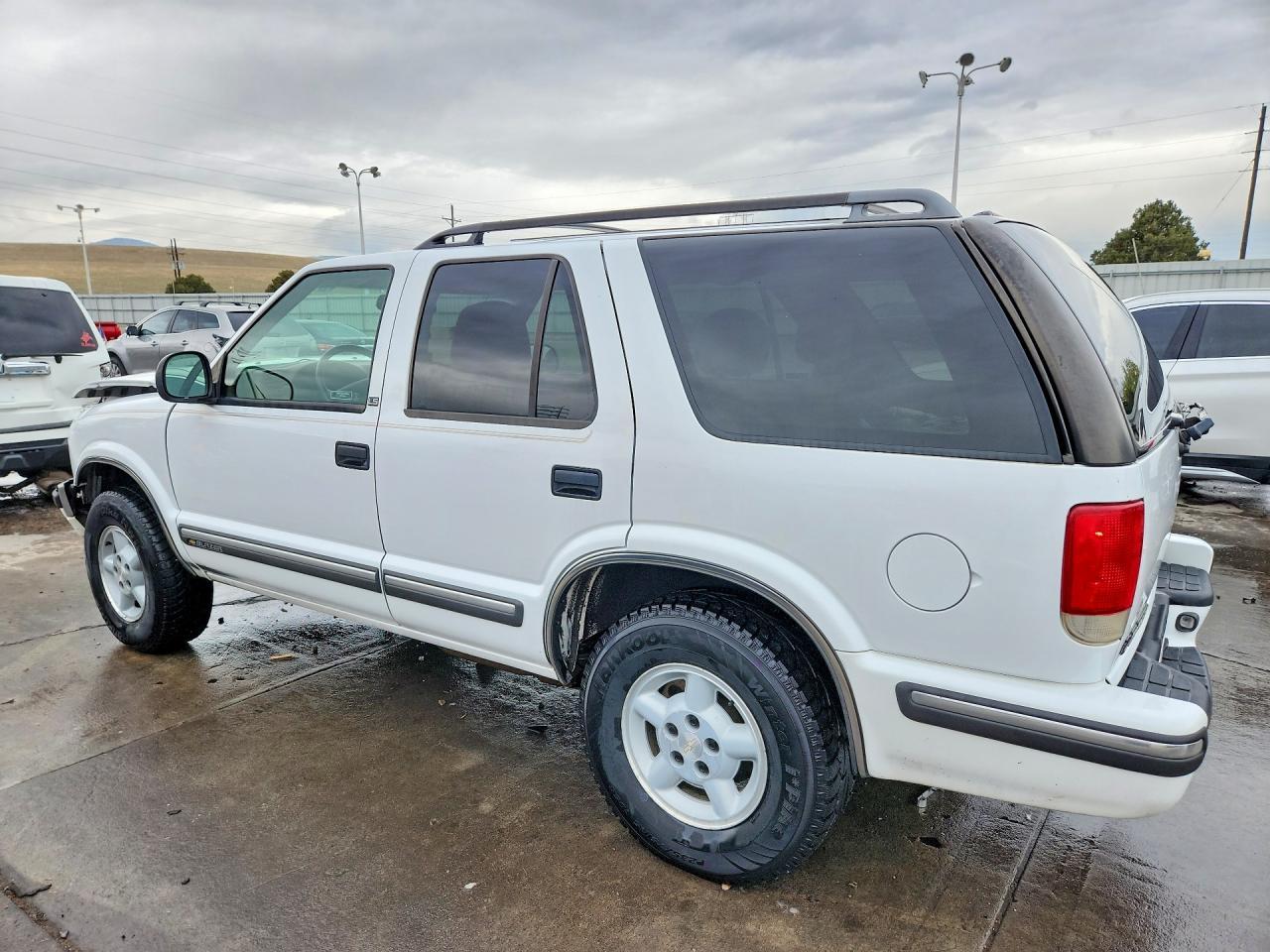 1998 Chevrolet Blazer - Фото 2