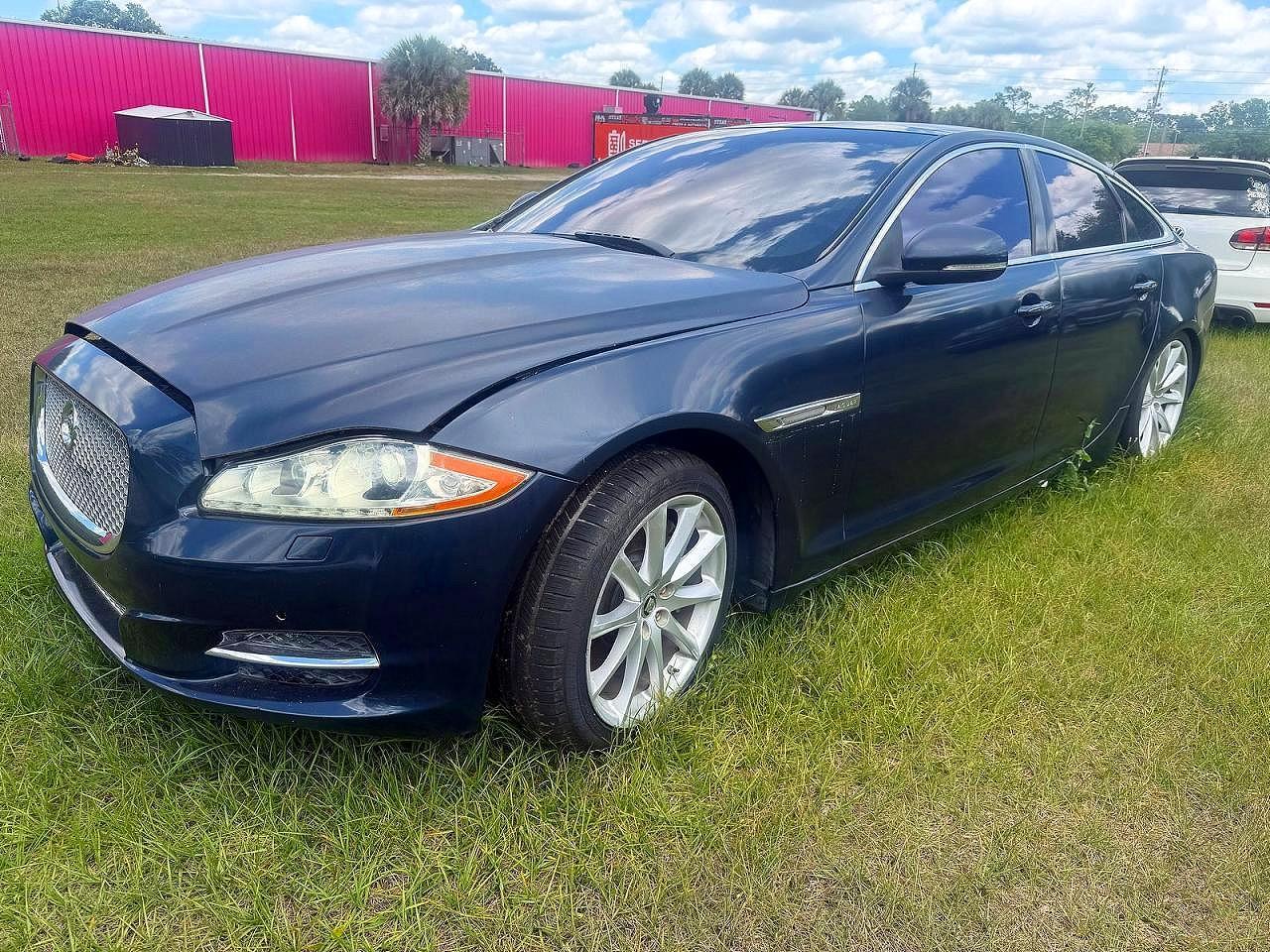2013 Jaguar Xj - Фото 2