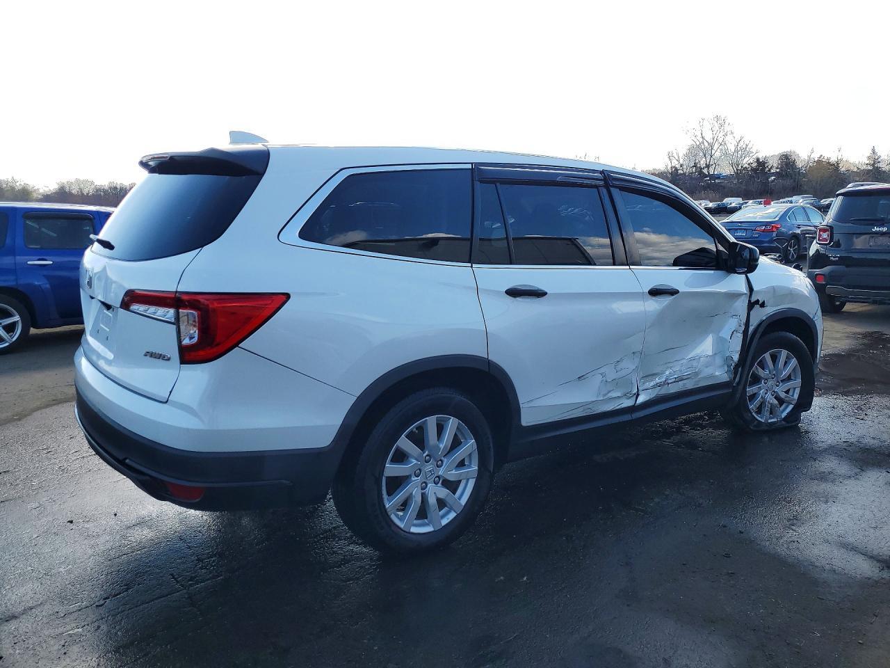2021 Honda Pilot Lx - Фото 3