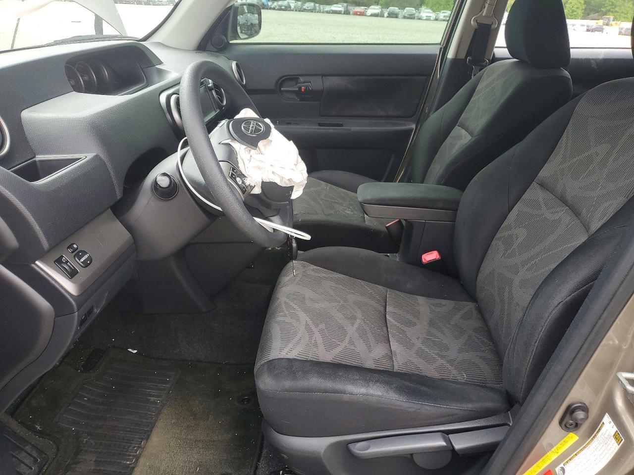 2015 Scion Xb Base - Image 7