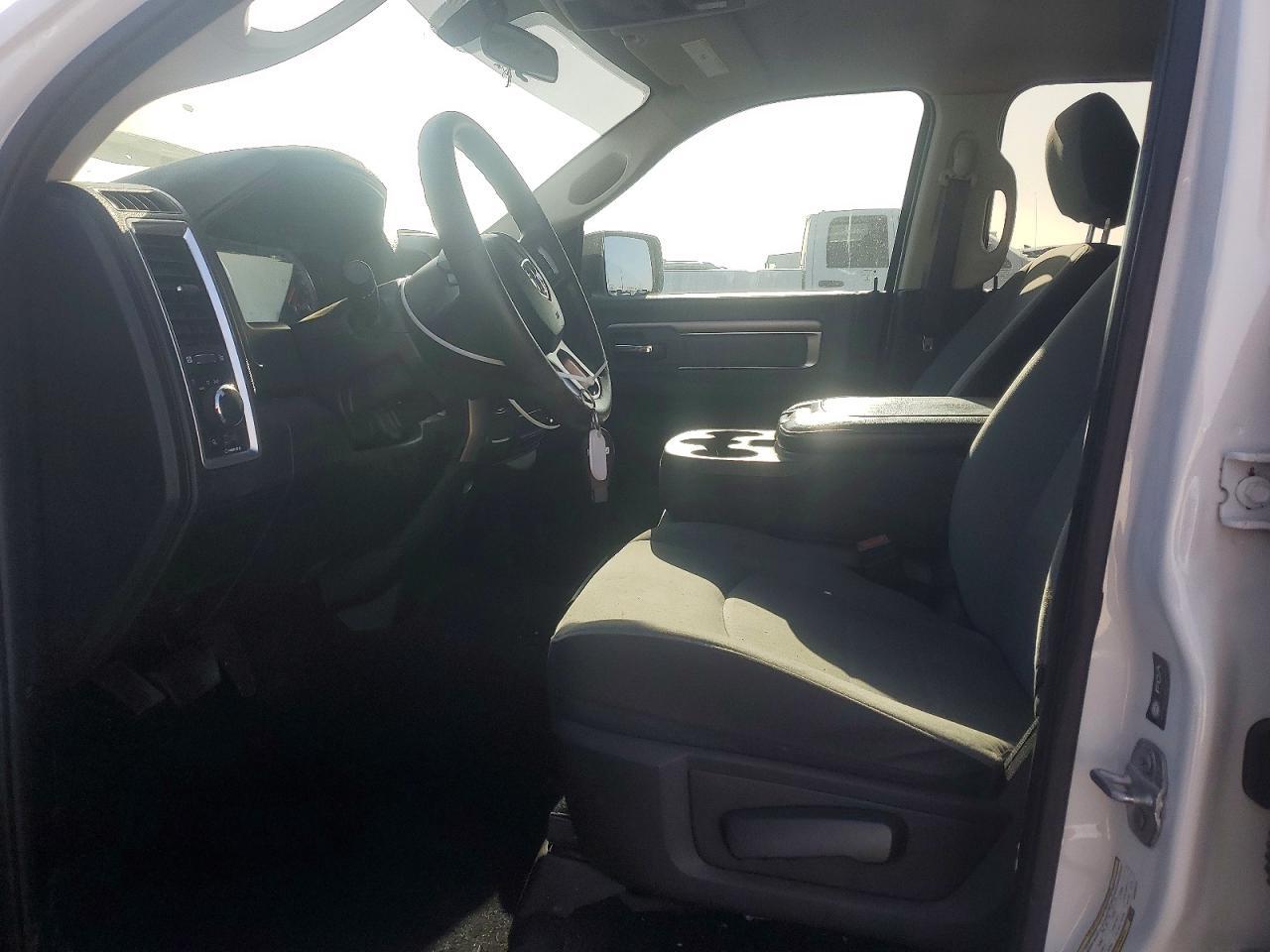 2022 Ram 1500 Classic Slt - Фото 7