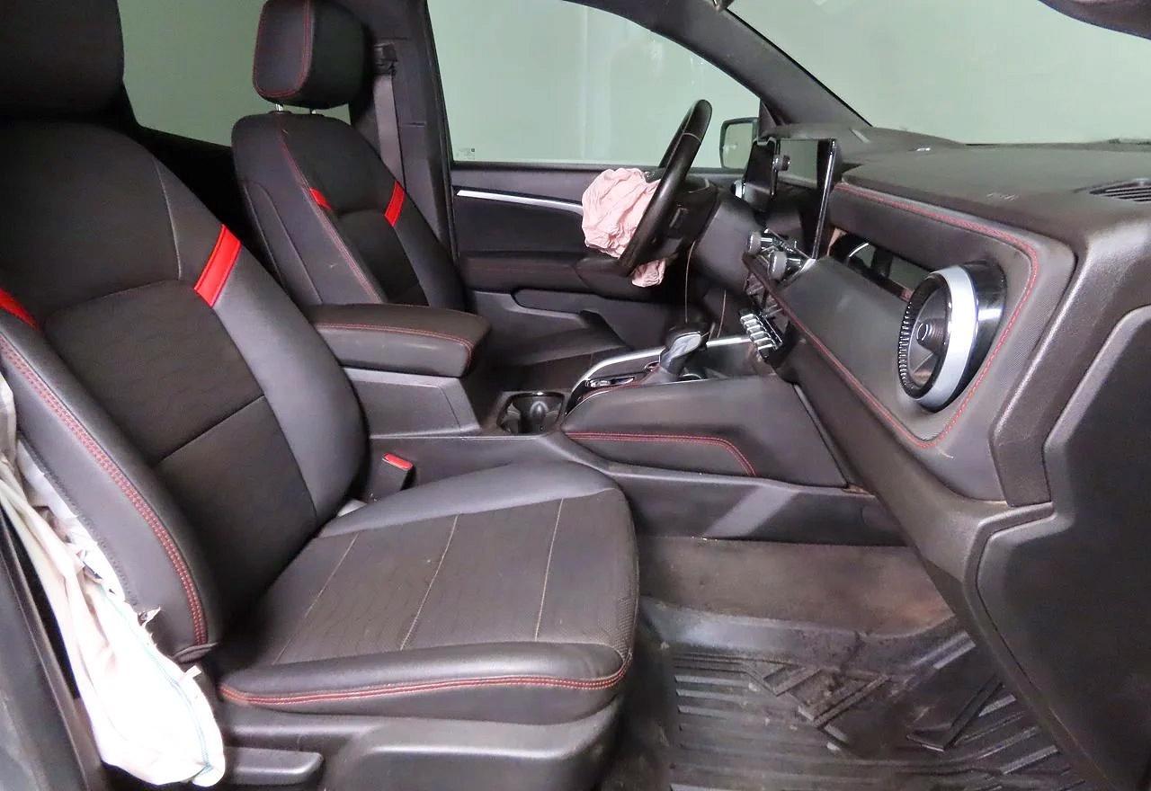 2023 Chevrolet Colorado Z71 - Image 5