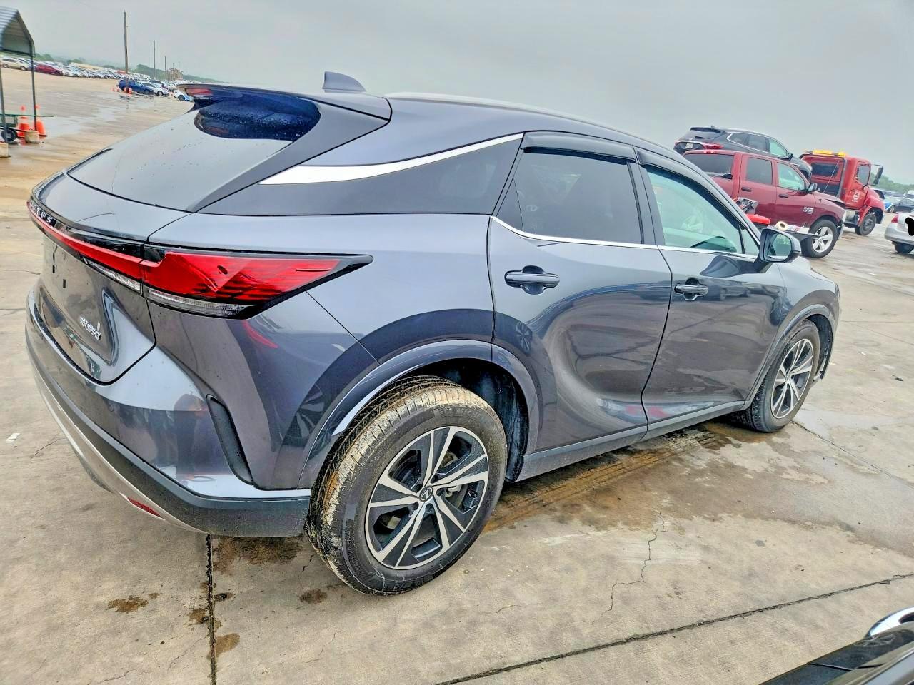 2025 Lexus Rx 350 Premium - Image 3