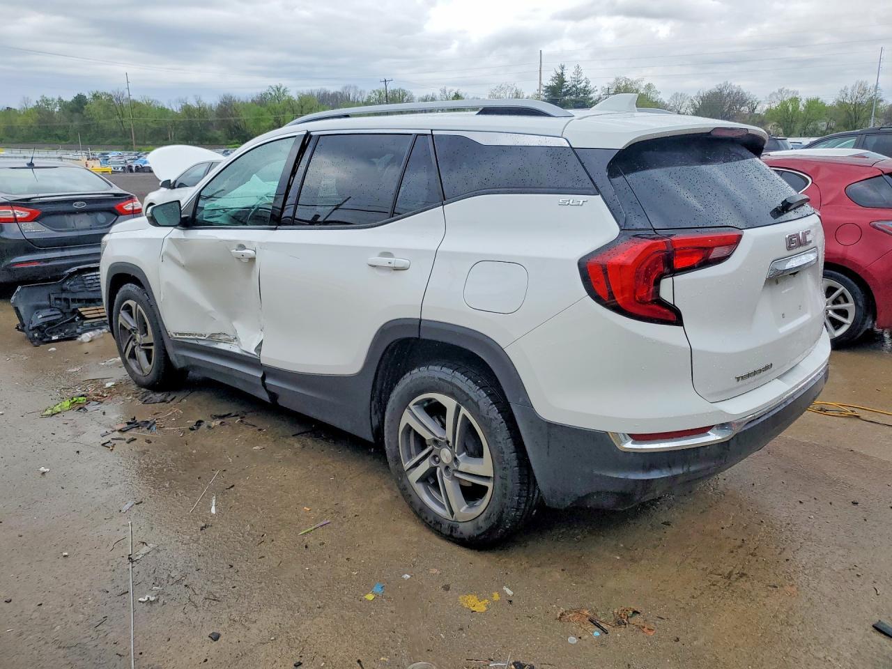 2021 GMC Terrain Slt - Фото 2