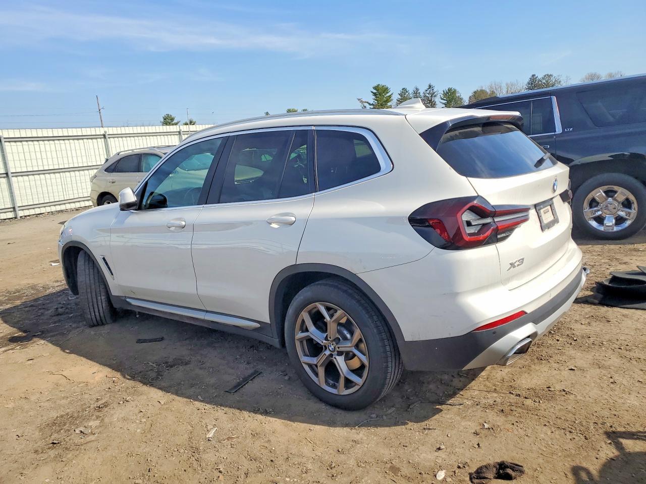 2022 BMW X3 xDrive30I - Фото 2