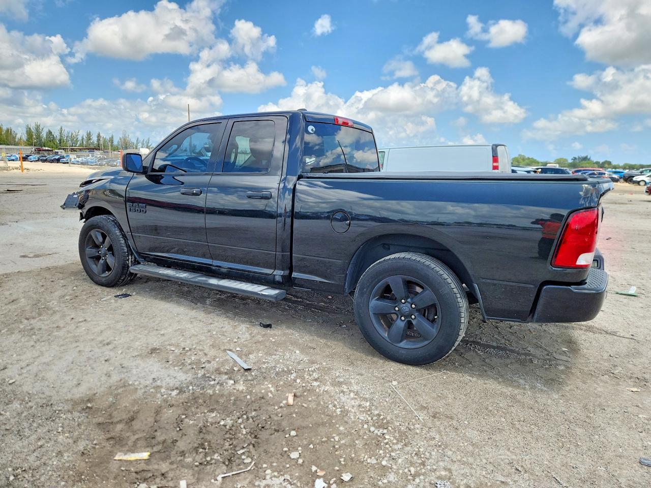 2016 Ram 1500 St - Image 2
