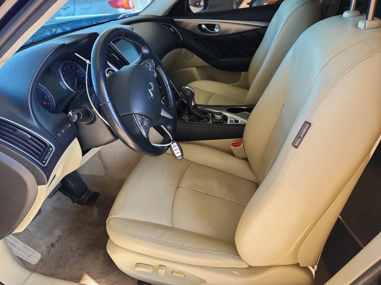 2015 Infiniti Q50 Premium - Image 7