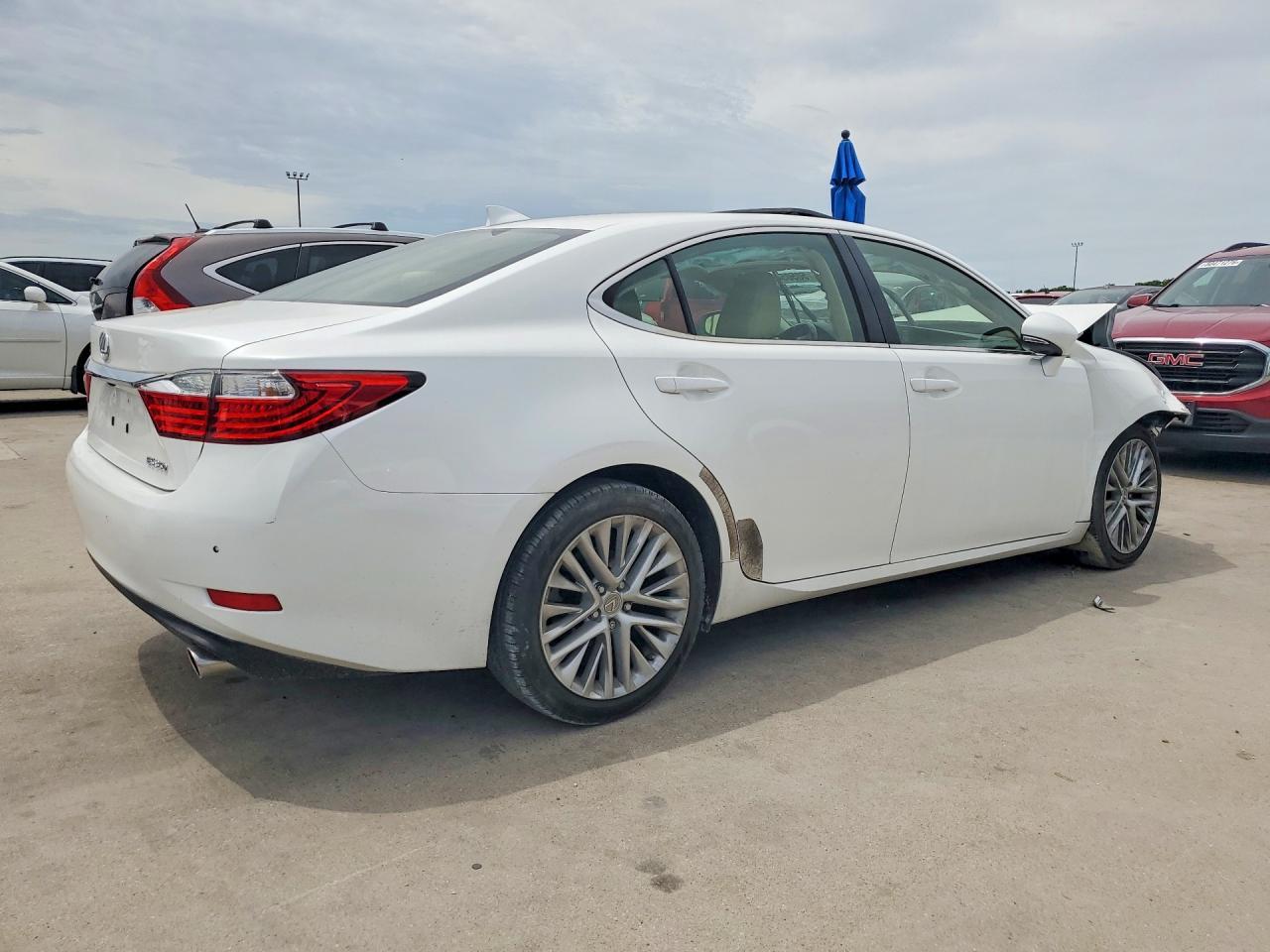 2015 Lexus Es 350 - Фото 3