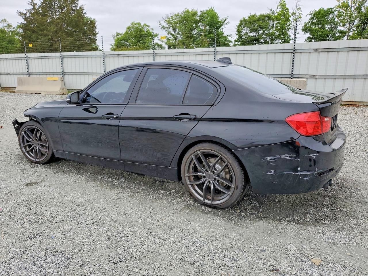 2014 BMW 328 I - Image 2
