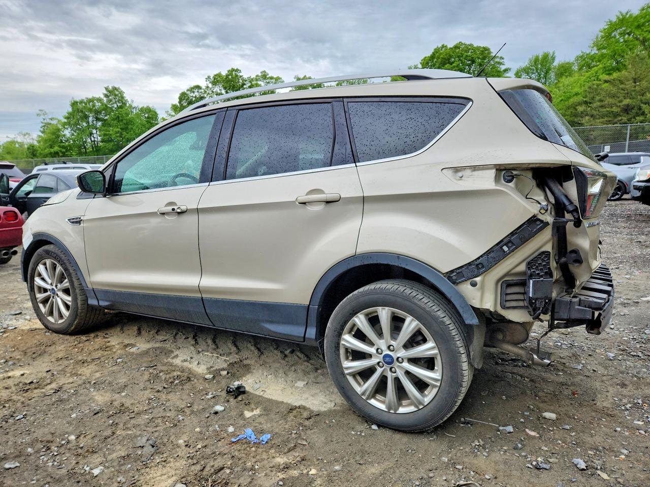 2017 Ford Escape Titanium - Фото 2