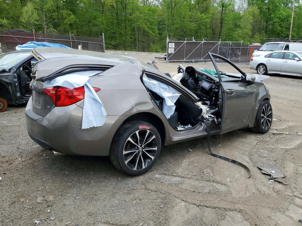 2019 Toyota Corolla Se - Фото 3