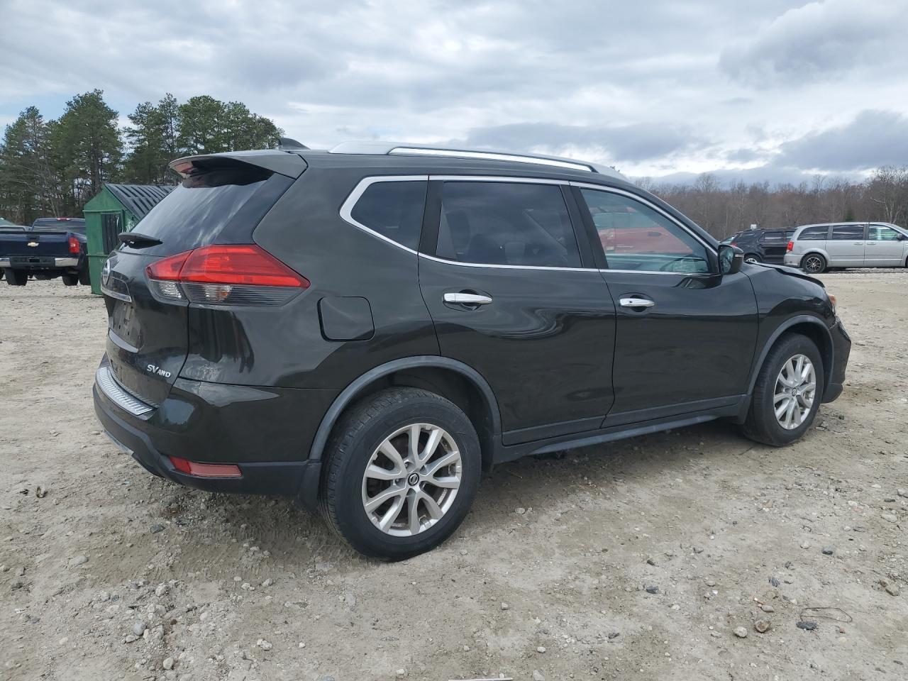 2017 Niss Rogue Sv - Фото 3