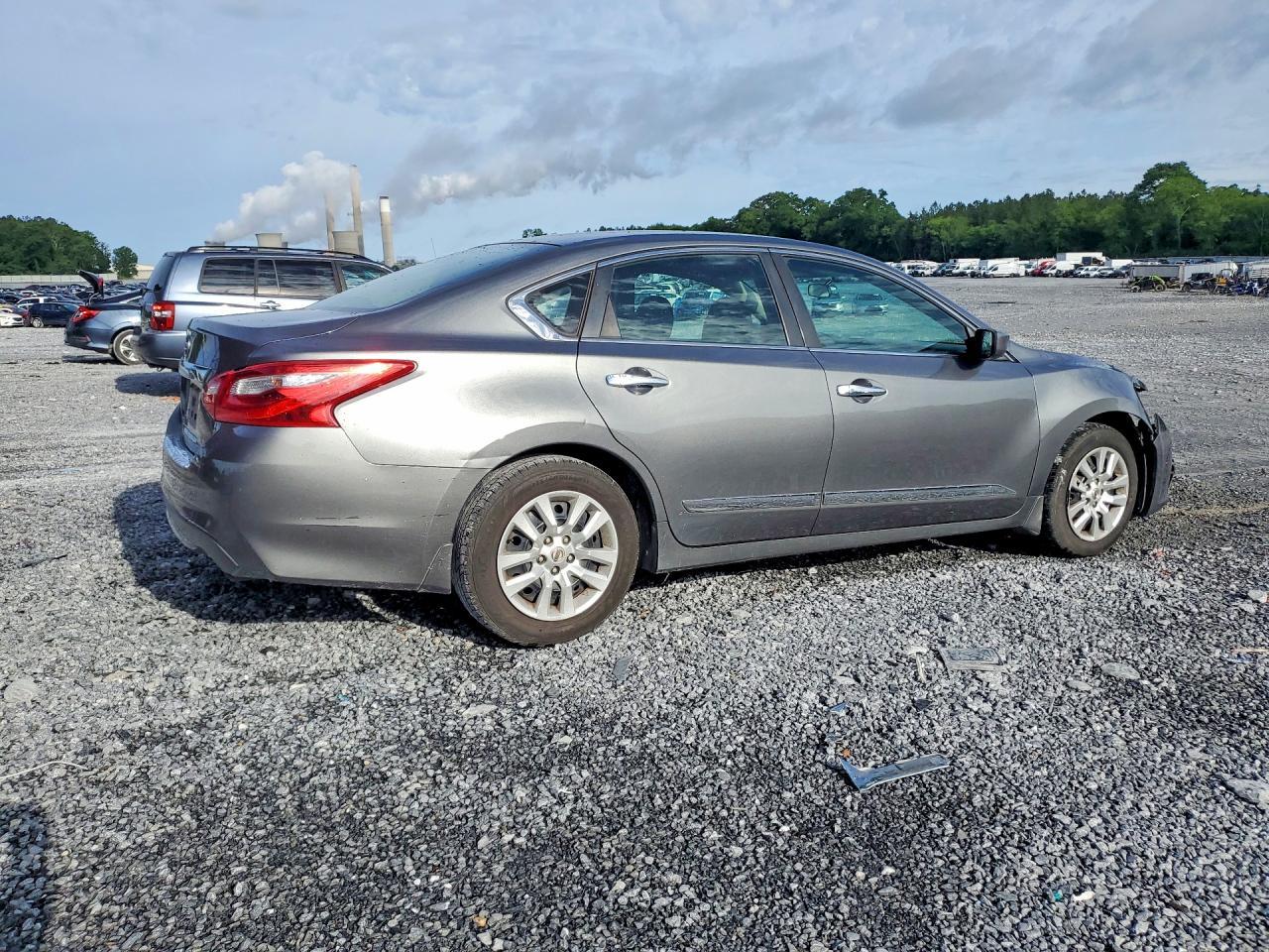 2017 Nissan Altima 2.5 S - Фото 3