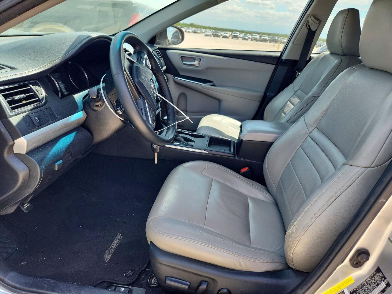 2017 Toyota Camry Se - Image 7