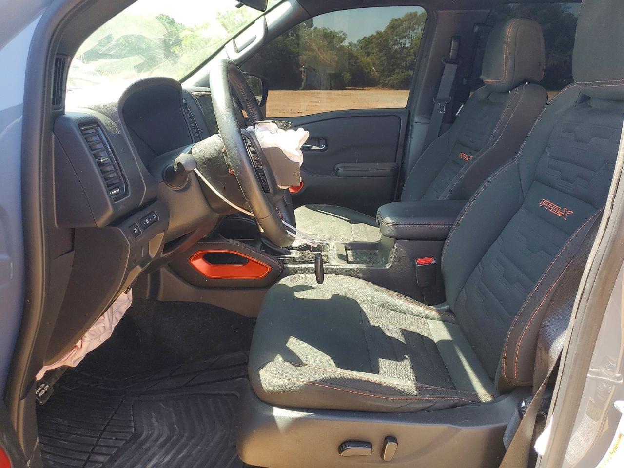 2024 Nissan Frontier Pro-X - Image 7