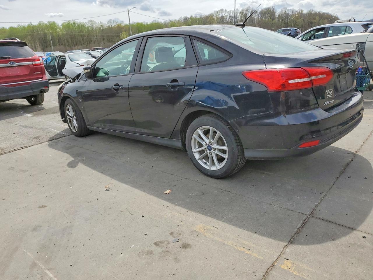 2017 Ford Focus Se - Image 2
