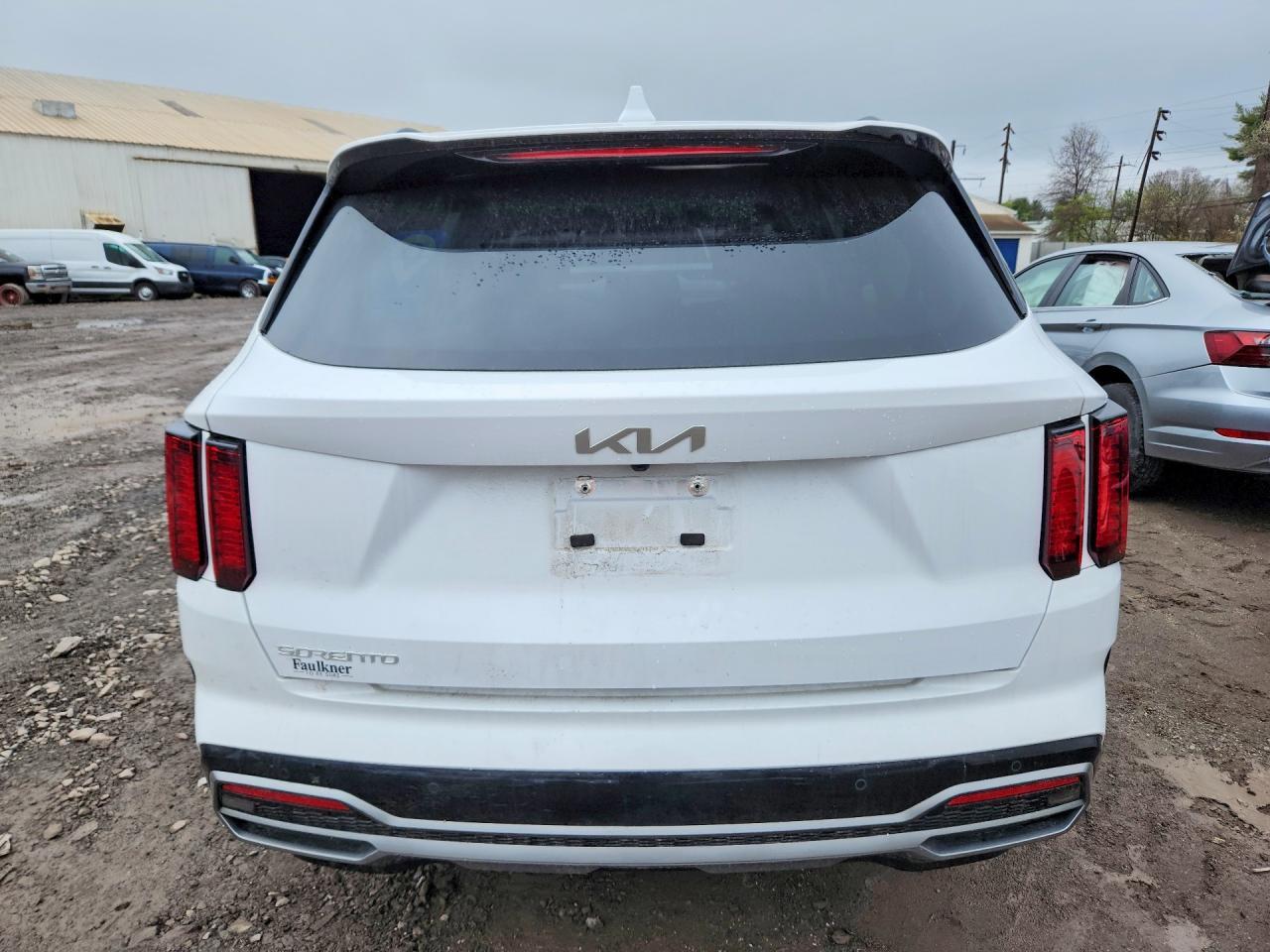 2023 Kia Sorento S - Фото 6