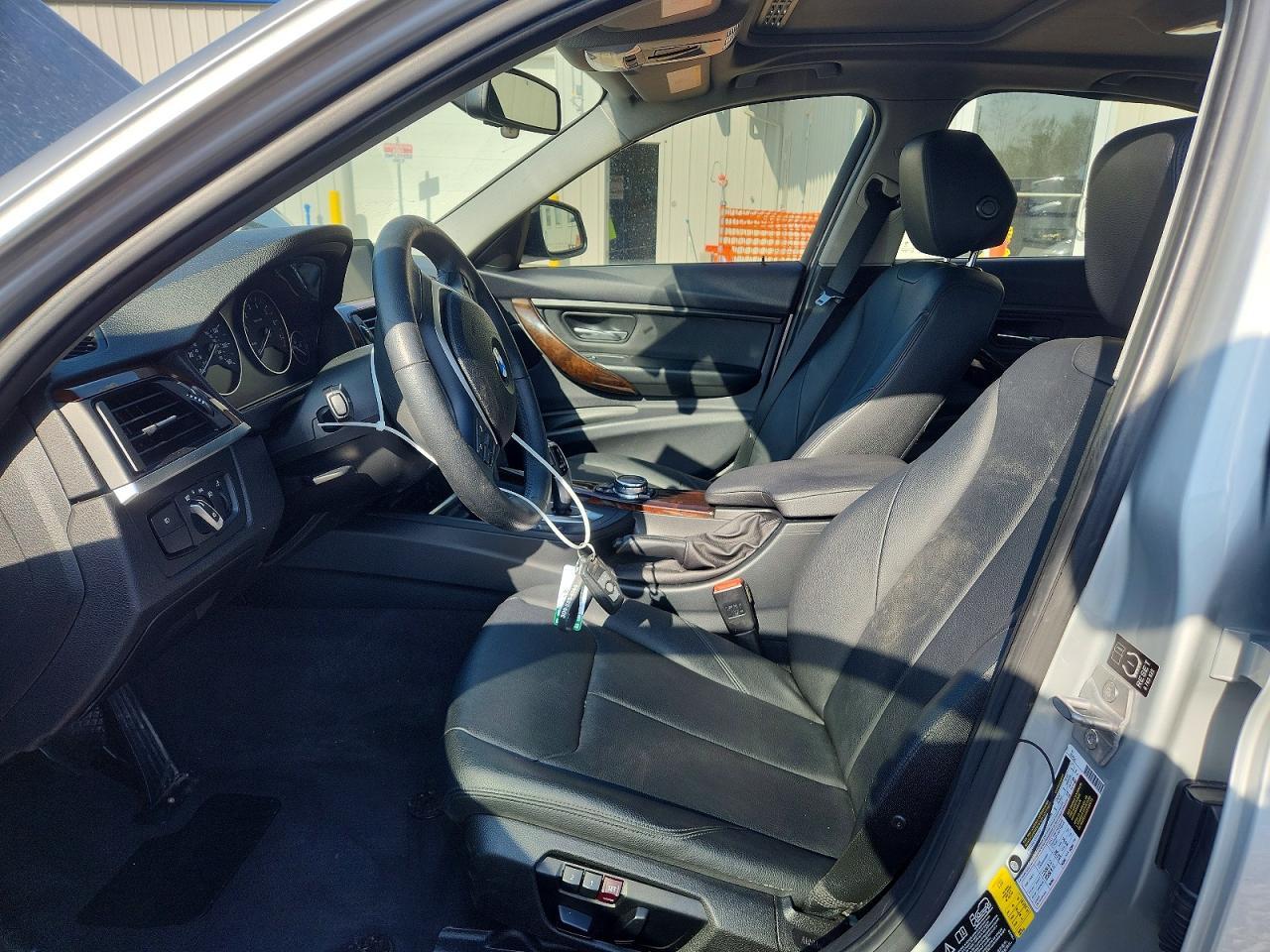 2015 BMW 328 Xi - Фото 7