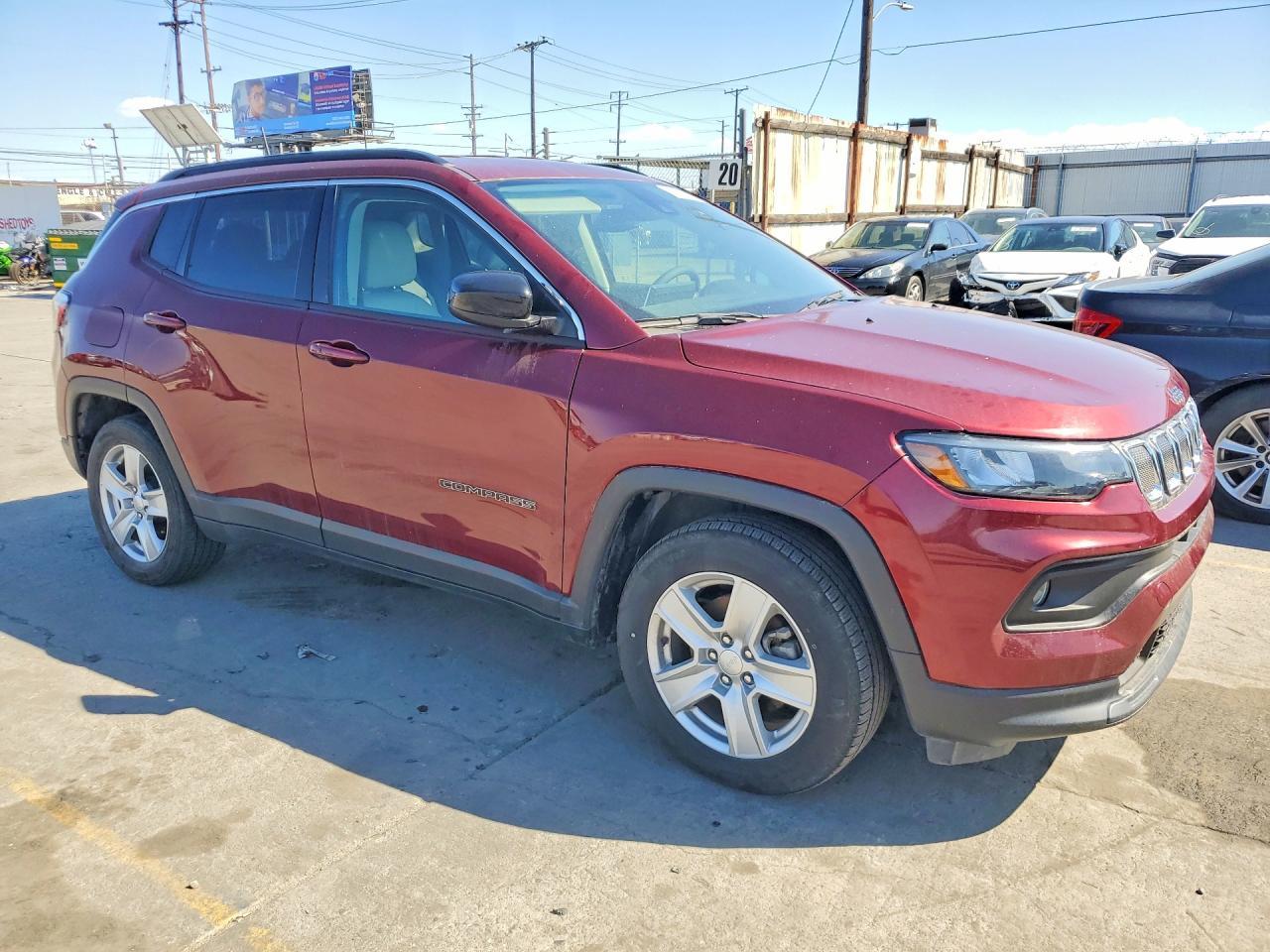 2022 Jeep Compass Latitude - Image 4