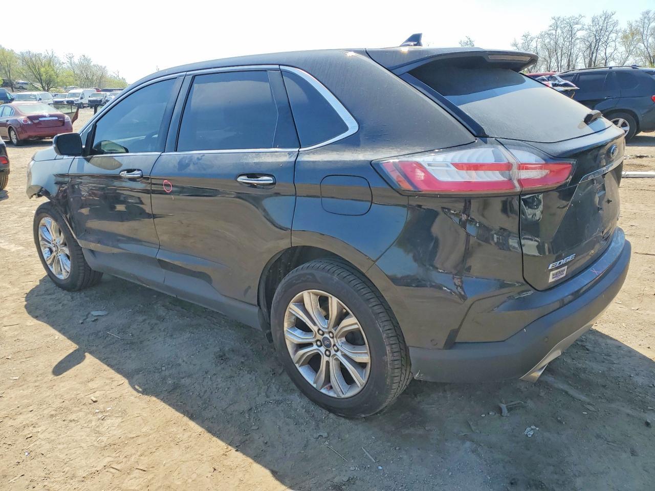 2020 Ford Edge Titanium - Фото 2