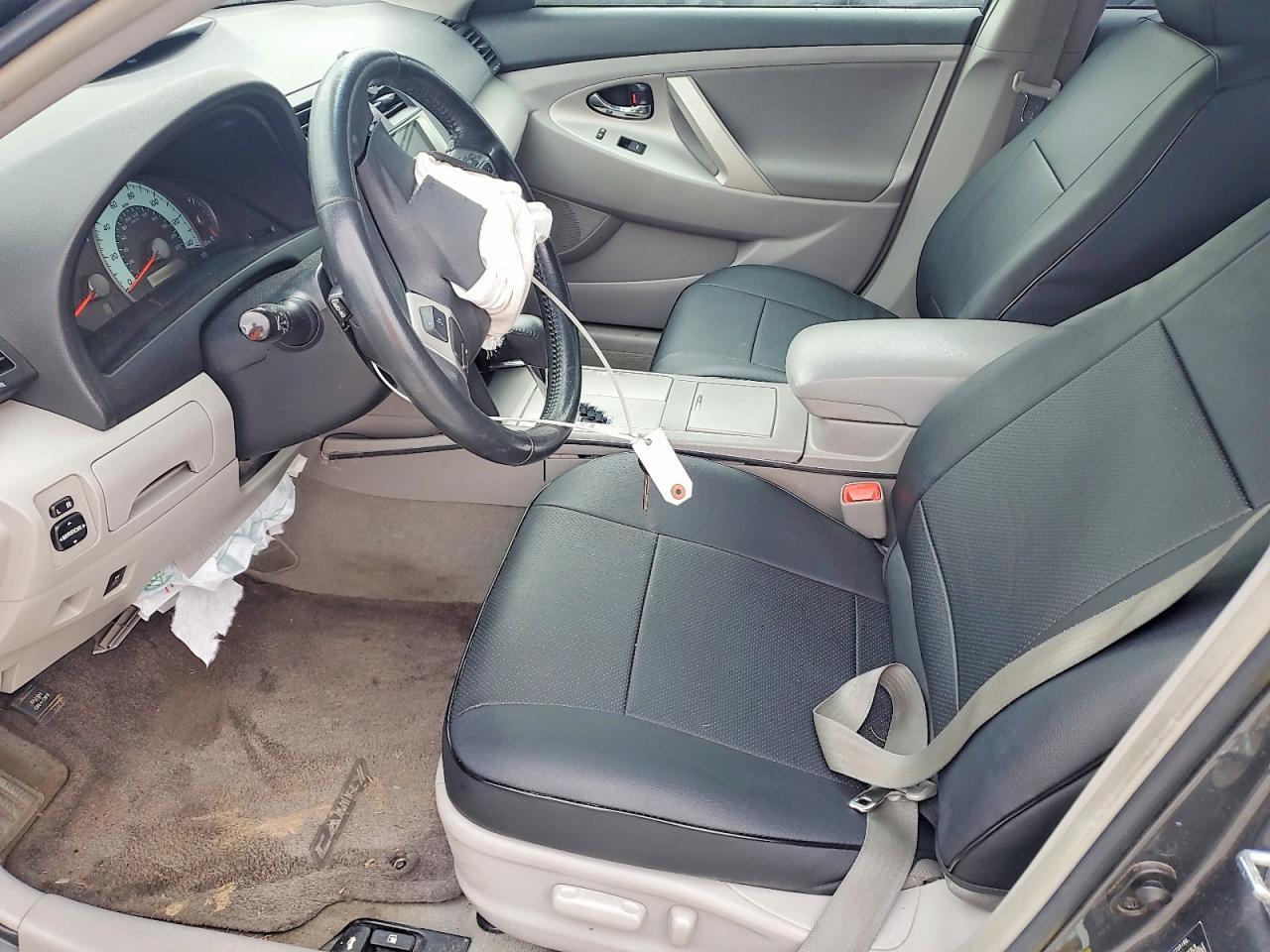 2011 Toyota Camry Se - Фото 7