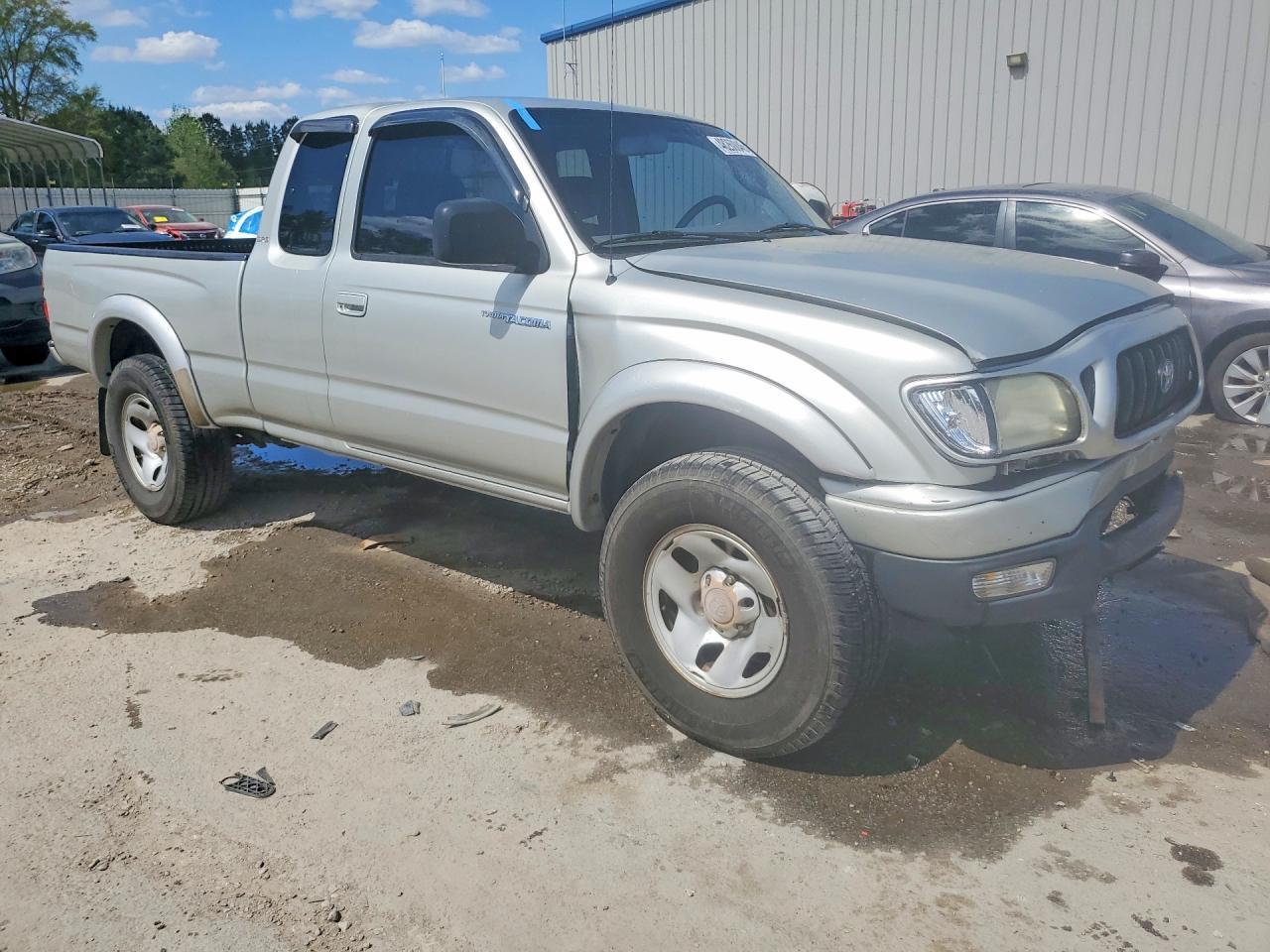 2004 Toyota Tacoma Prerunner V6 - Image 4