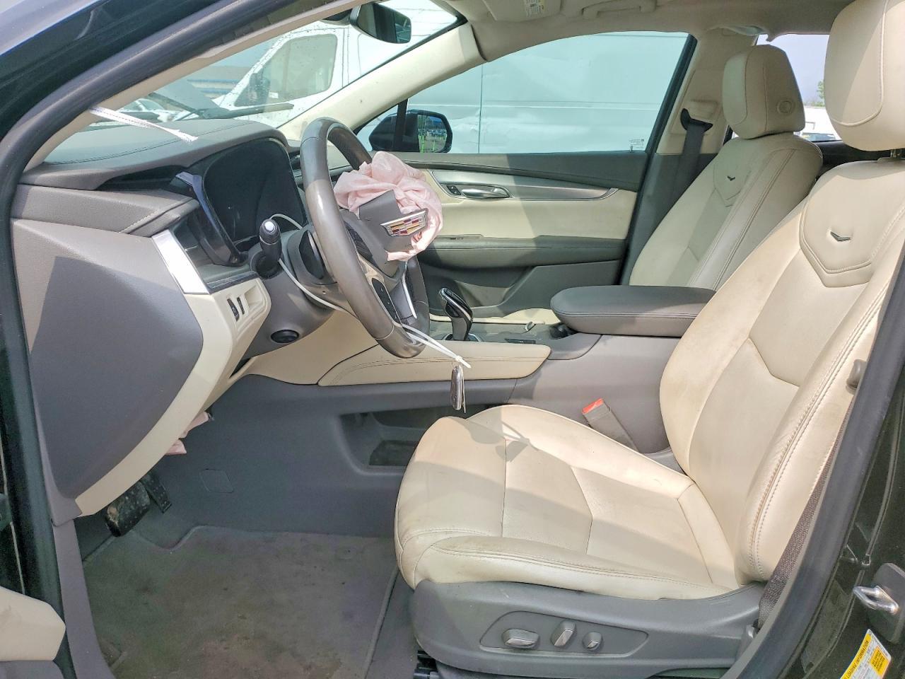 2018 Cadillac Xt5 Luxury - Image 7