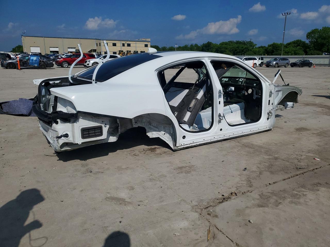 2018 Dodge Charger R - Image 3