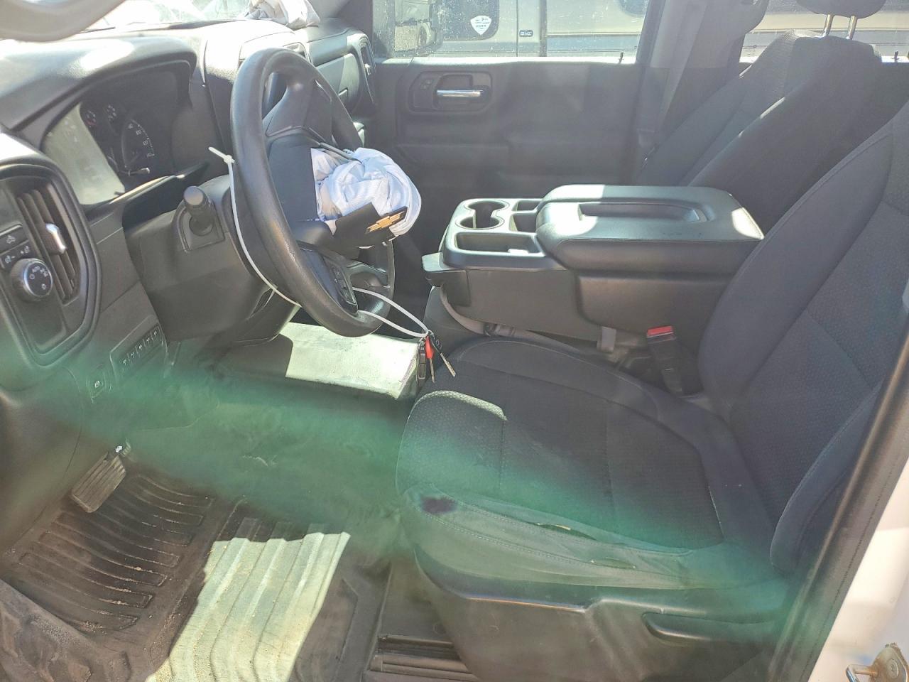 2022 Chevrolet Silverado C2500 Heavy Duty - Image 7