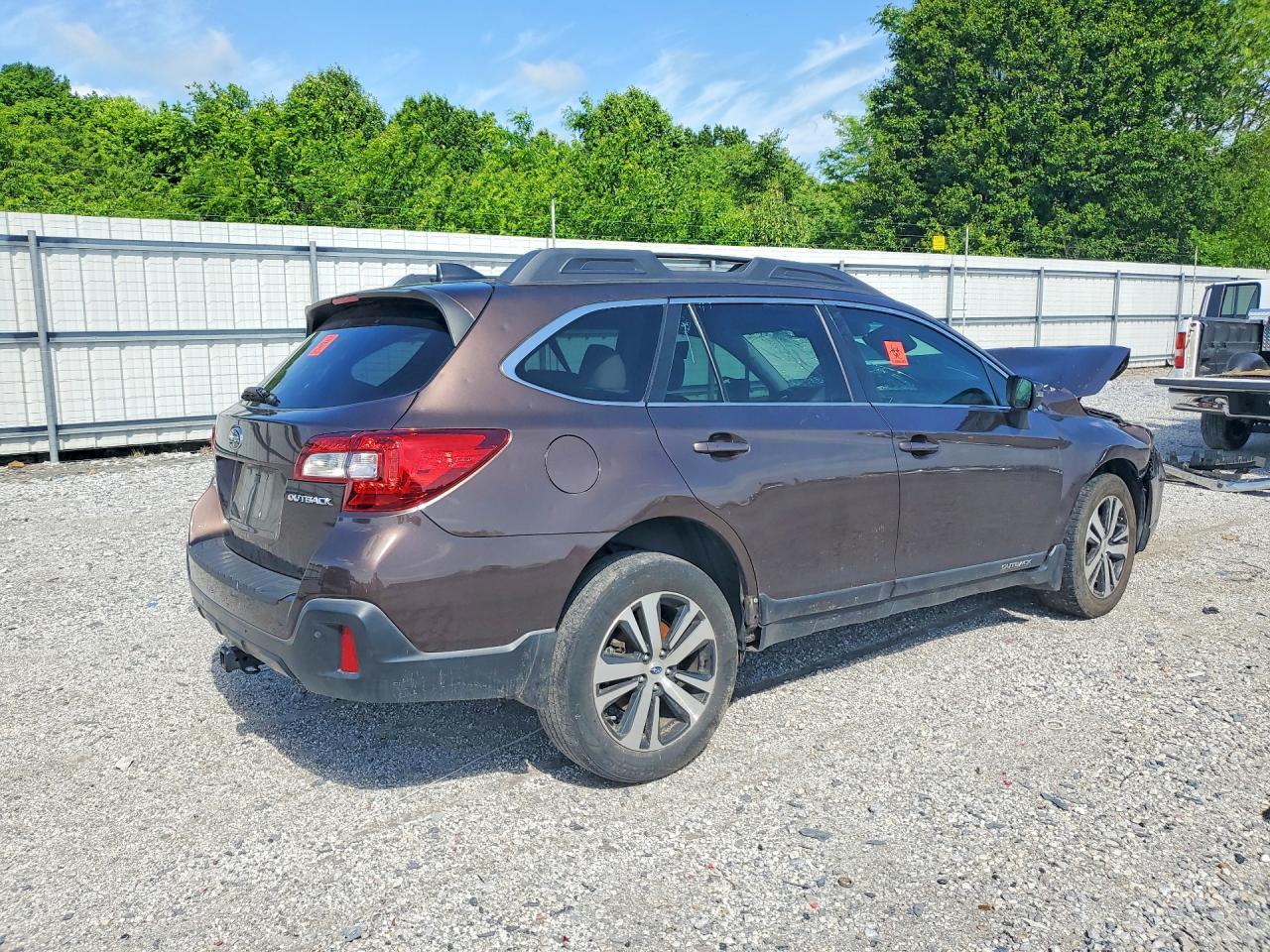 2019 Subaru Outback 2.5I Limited - Image 3
