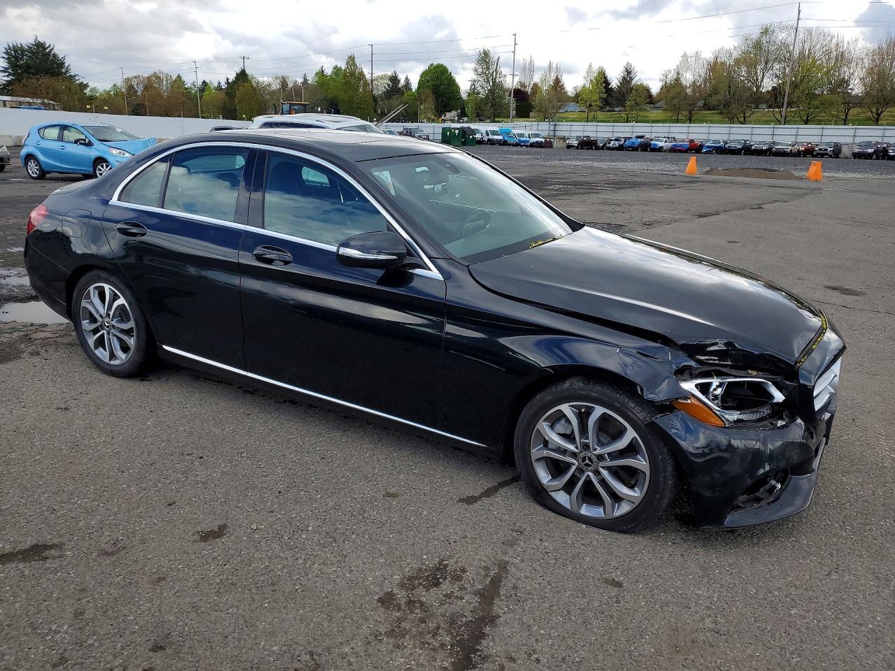 2018 Mercedes-Benz C 300 - Фото 4
