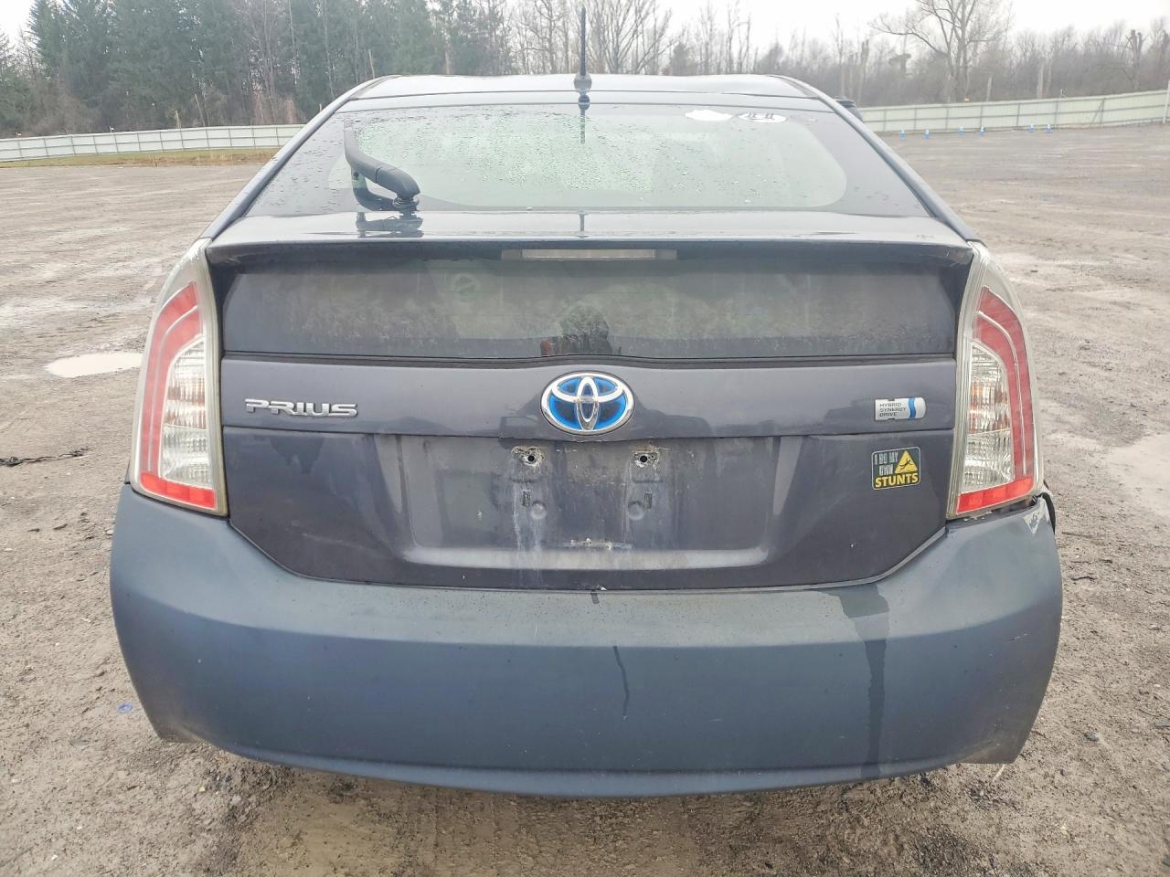 2012 Toyota Prius Two - Image 6